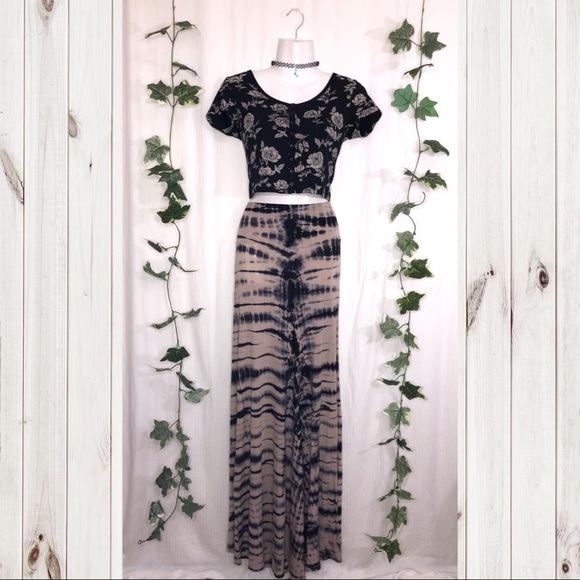 Dresses & Skirts - 🌿Boho Tie Dye Maxi Skirt!🌿